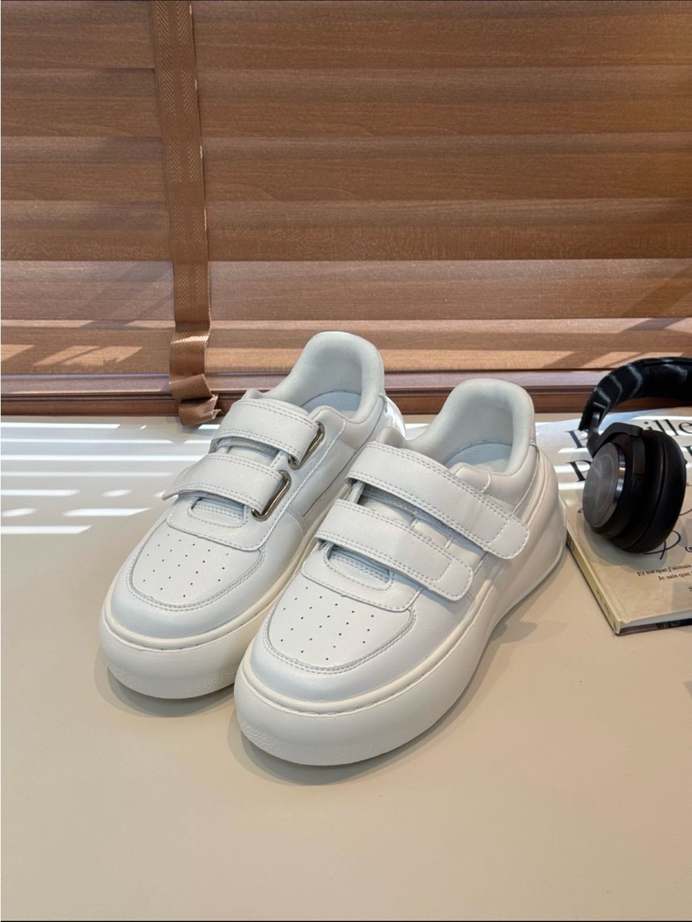 ACNE STUDIOS White Velcro Strap Platform Sneakers